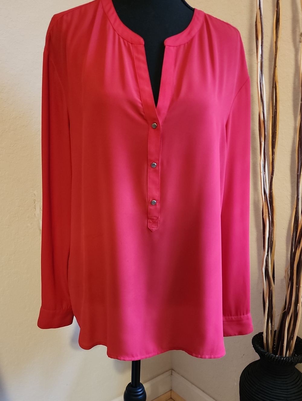 Adrianna Papell Bright Fuchsia Long-Sleeve Split V Blouse